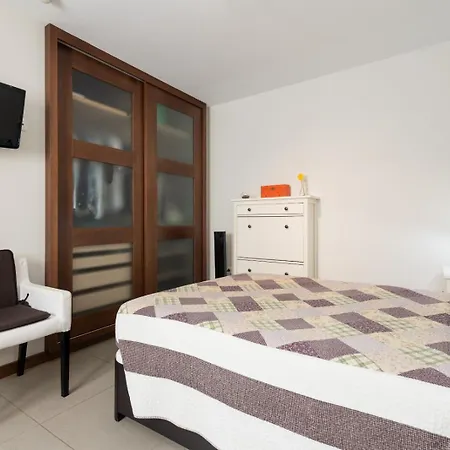 Beachfront Sagasta66 *